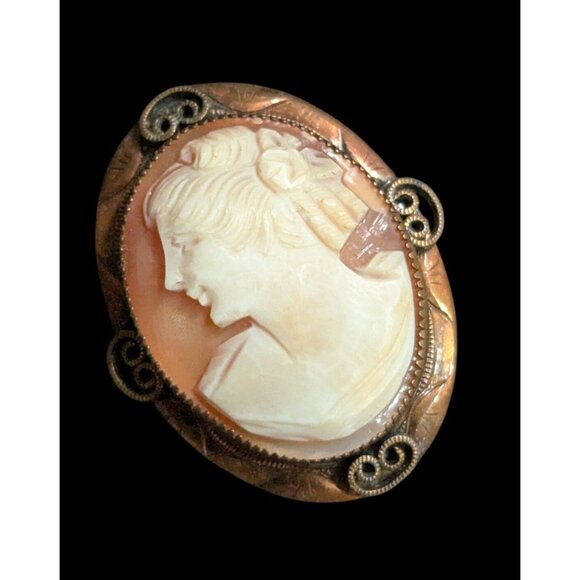 Antique Shell Cameo Brooch Pin Ornate Gold-Tone Frame Art Nouveau Design - Picture 1 of 8